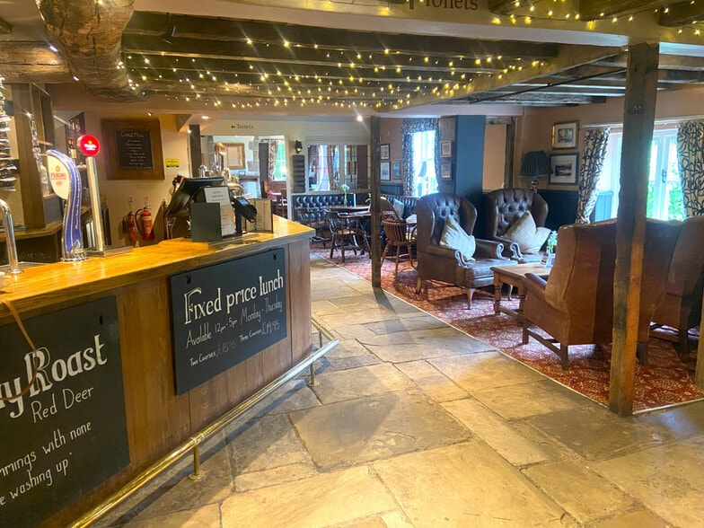 1 Auchenkilns Park, Cumbernauld for lease - Primary Photo - Image 1 of 8