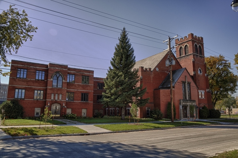 670 4th Ave N, Fargo, ND for sale - Building Photo - Image 1 of 1