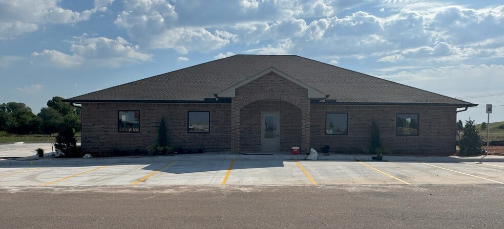 0 Sara Road, Mustang, OK for lease - Building Photo - Image 1 of 4