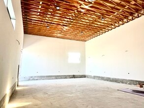 1315 Cota Ave, Long Beach, CA for lease Building Photo- Image 2 of 3