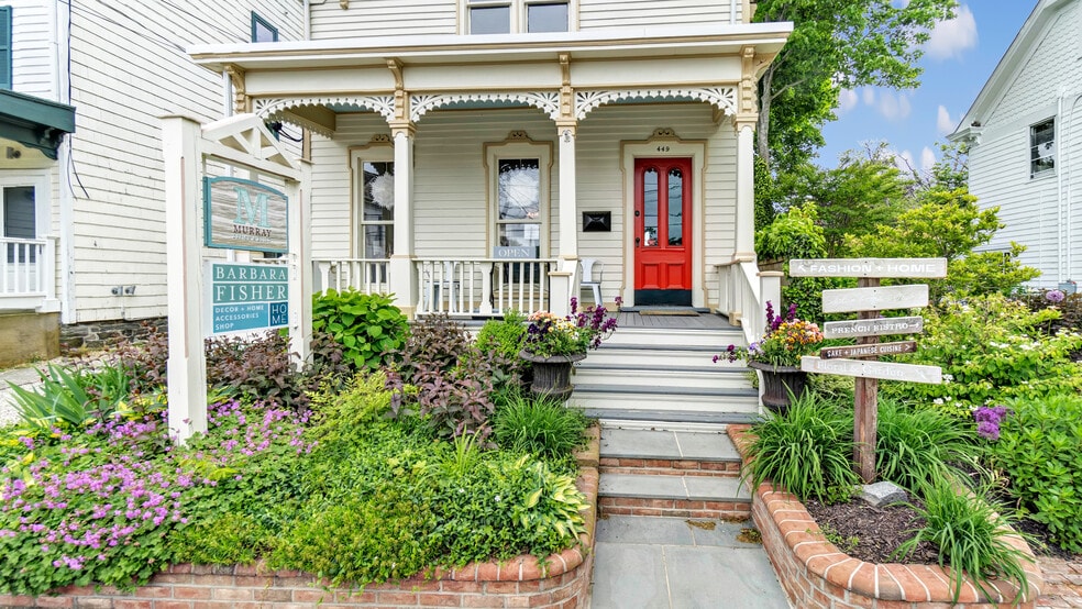 449 Main St, Greenport, NY for lease - Building Photo - Image 2 of 4