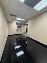 3250 Wilshire Blvd, Los Angeles, CA for lease Interior Photo- Image 1 of 20
