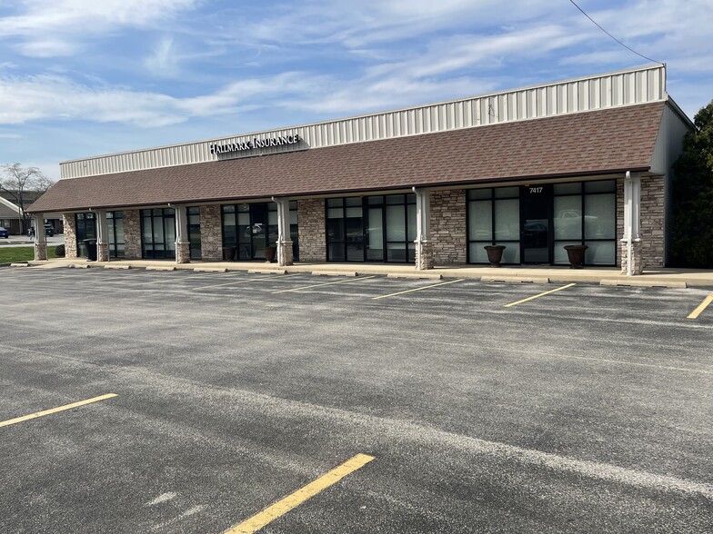 7401 Coldwater Rd, Fort Wayne, IN for lease - Building Photo - Image 2 of 5