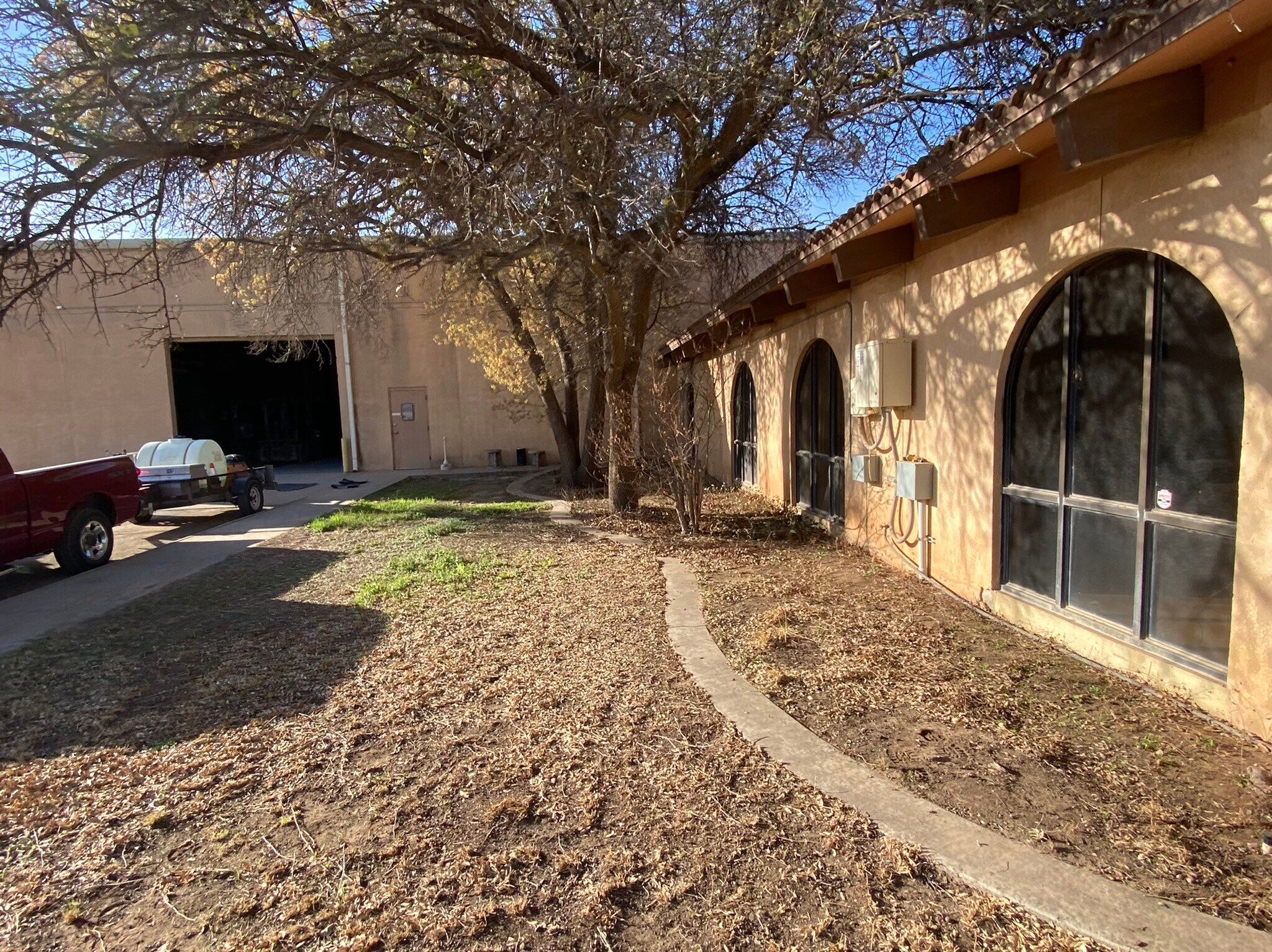 2559 W Interstate 20, Odessa, TX 79766 Craneserved 15,126 SF on 3.10