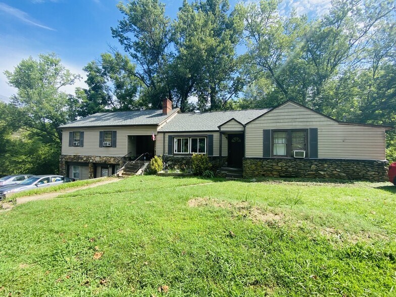 943 Old Mars Hill Hwy, Weaverville, NC 28787