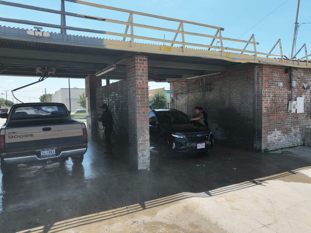 2921 Rosedale st, Fort Worth, TX 76105 2921 E Rosedale St Car Wash