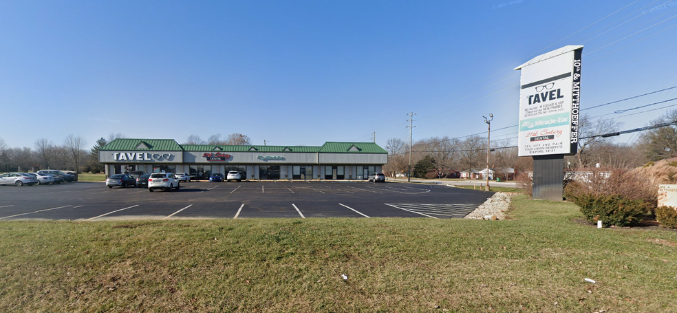 980-992 N Mitthoeffer Rd, Indianapolis, IN for lease - Building Photo - Image 2 of 2