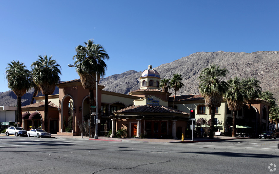 125 E Tahquitz Canyon Way, Palm Springs, CA for sale - Primary Photo - Image 1 of 1