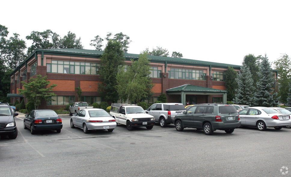 6 Blackstone Valley Pl, Lincoln, RI, 02865 - Office Space For Lease