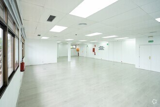 Calle Gobelas, 13, Madrid, Madrid for lease Interior Photo- Image 2 of 4