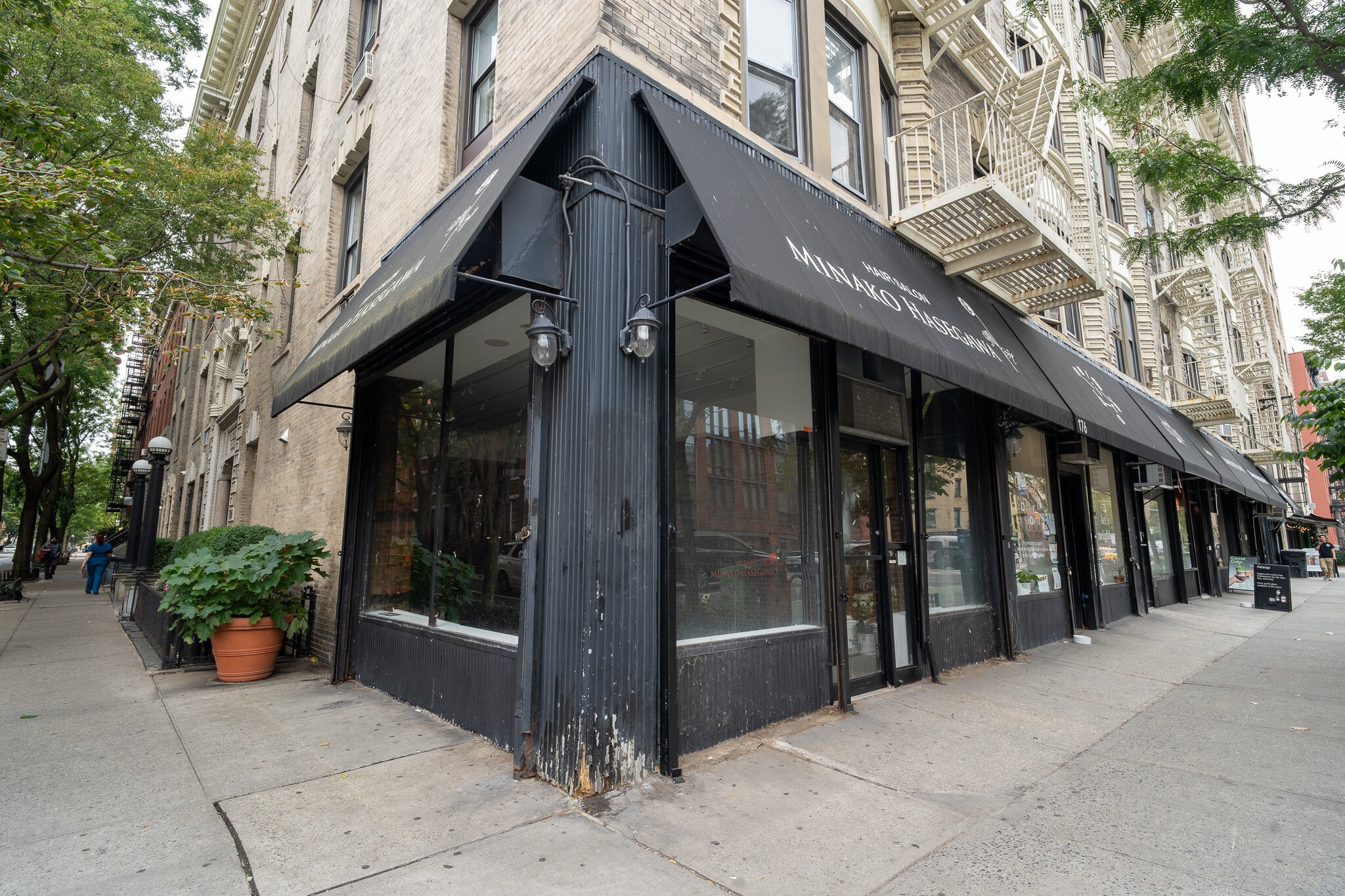 170-178 Ninth Ave, New York, NY for lease Building Photo- Image 1 of 7