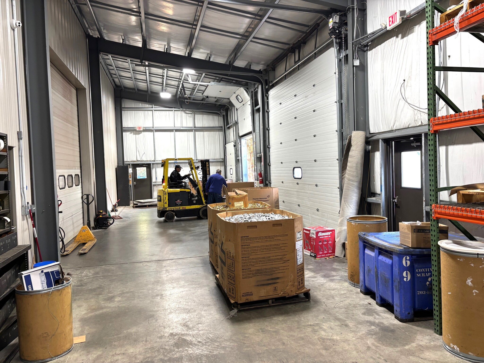 38 Lancaster Dr, Beacon Falls, CT for sale Interior Photo- Image 1 of 11