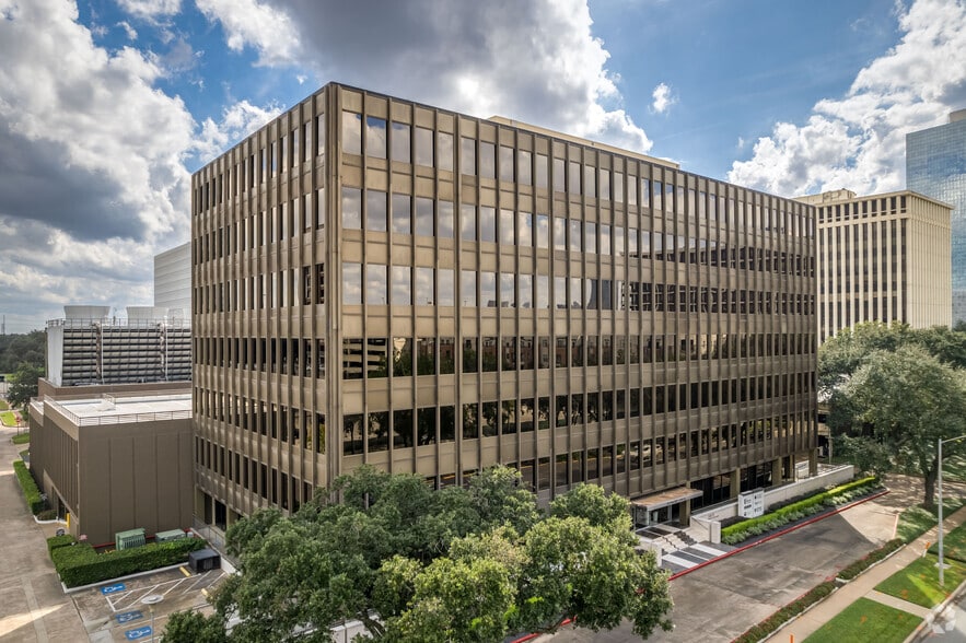 3411 Richmond Ave, Houston, TX for sale - Building Photo - Image 3 of 5