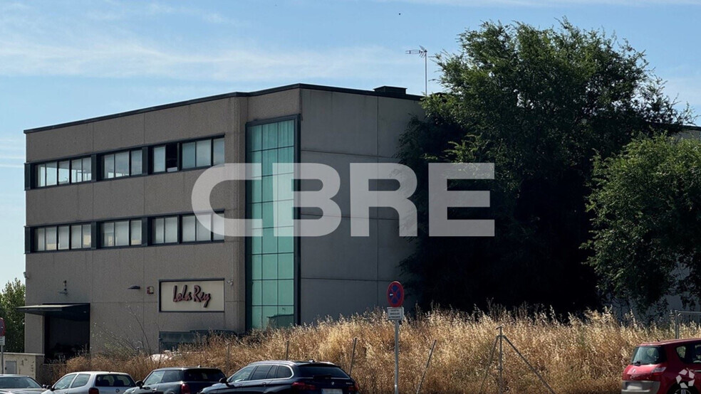 Industrial in Alcorcón, Madrid for lease - Primary Photo - Image 1 of 9