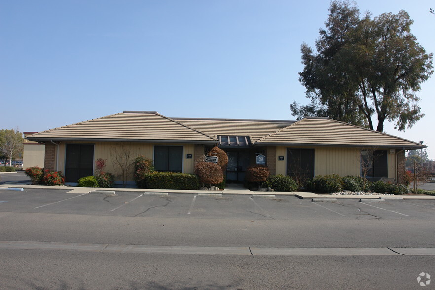 2316 W Whitendale Ave, Visalia, CA 93277 | LoopNet