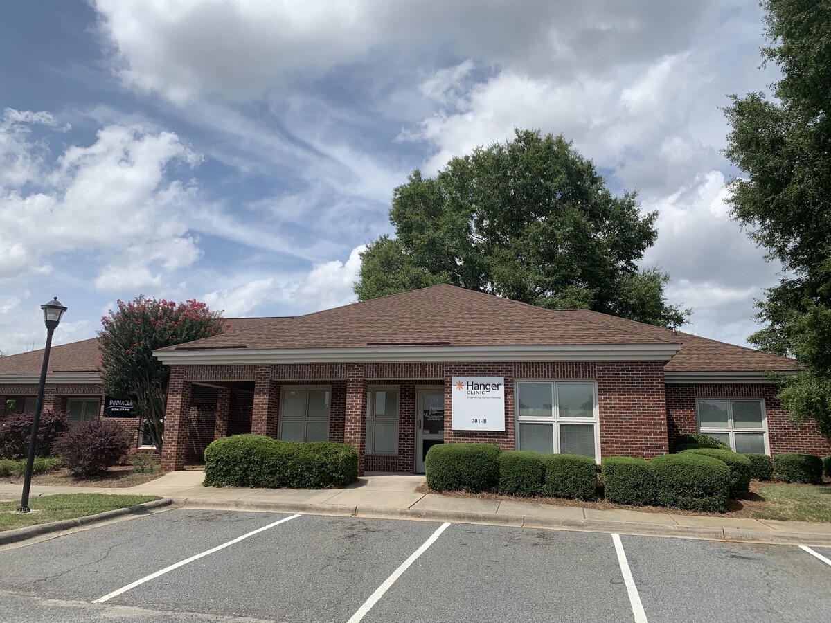 701 E Roosevelt Blvd, Monroe, NC 28112 - FOR LEASE AND SALE ...