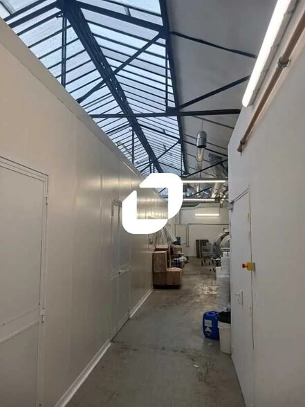 Flex in Ivry-sur-Seine for sale - Interior Photo - Image 3 of 12