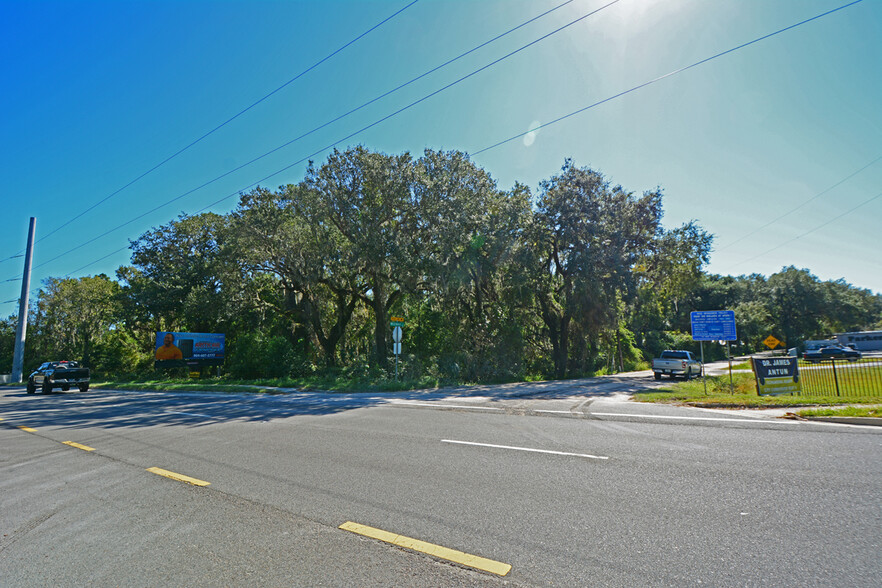 2610 Midway Rd, Fernandina Beach, FL for sale - Interior Photo - Image 3 of 8