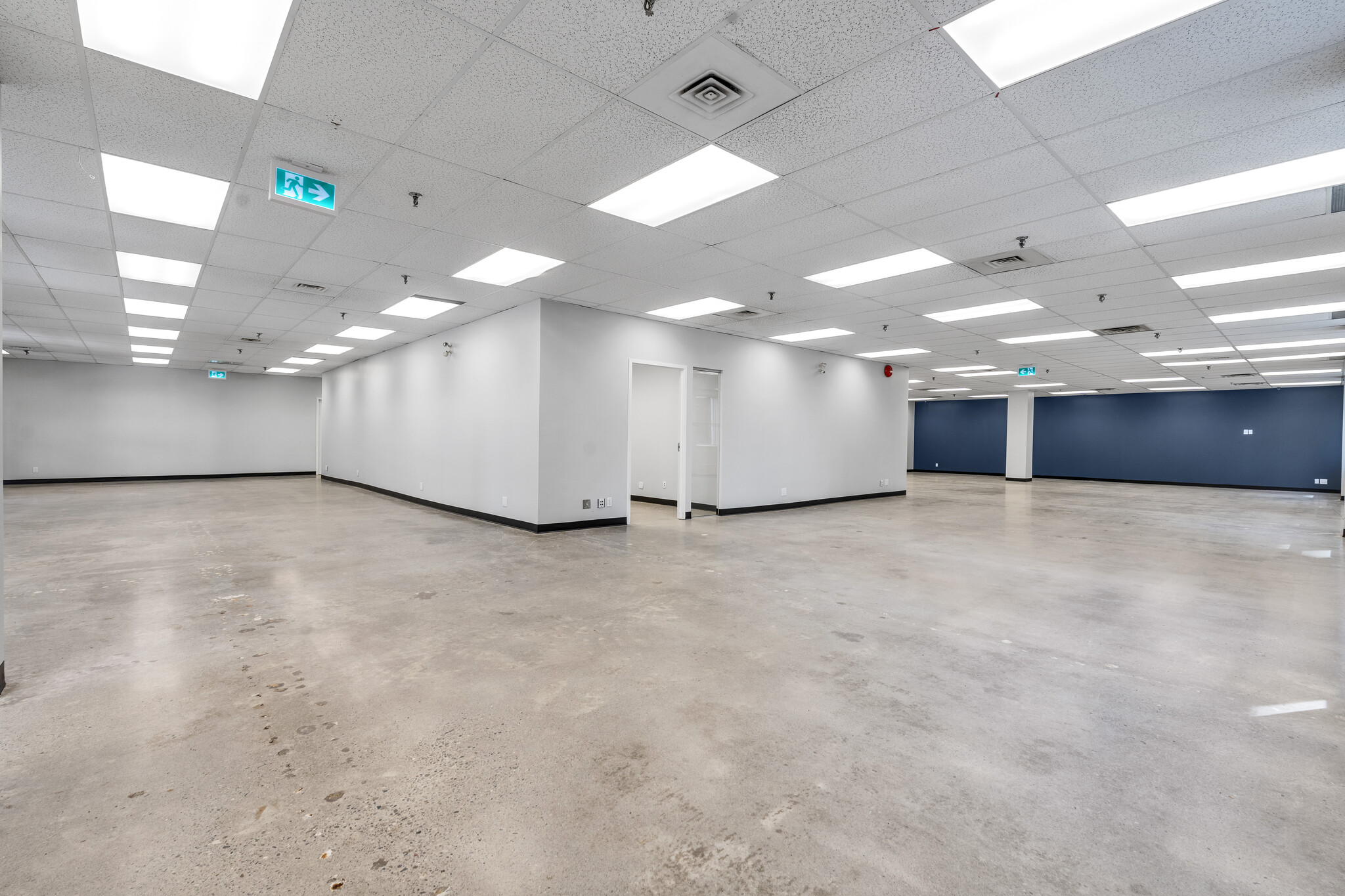 111 Peter St, Toronto, ON for lease Interior Photo- Image 1 of 5