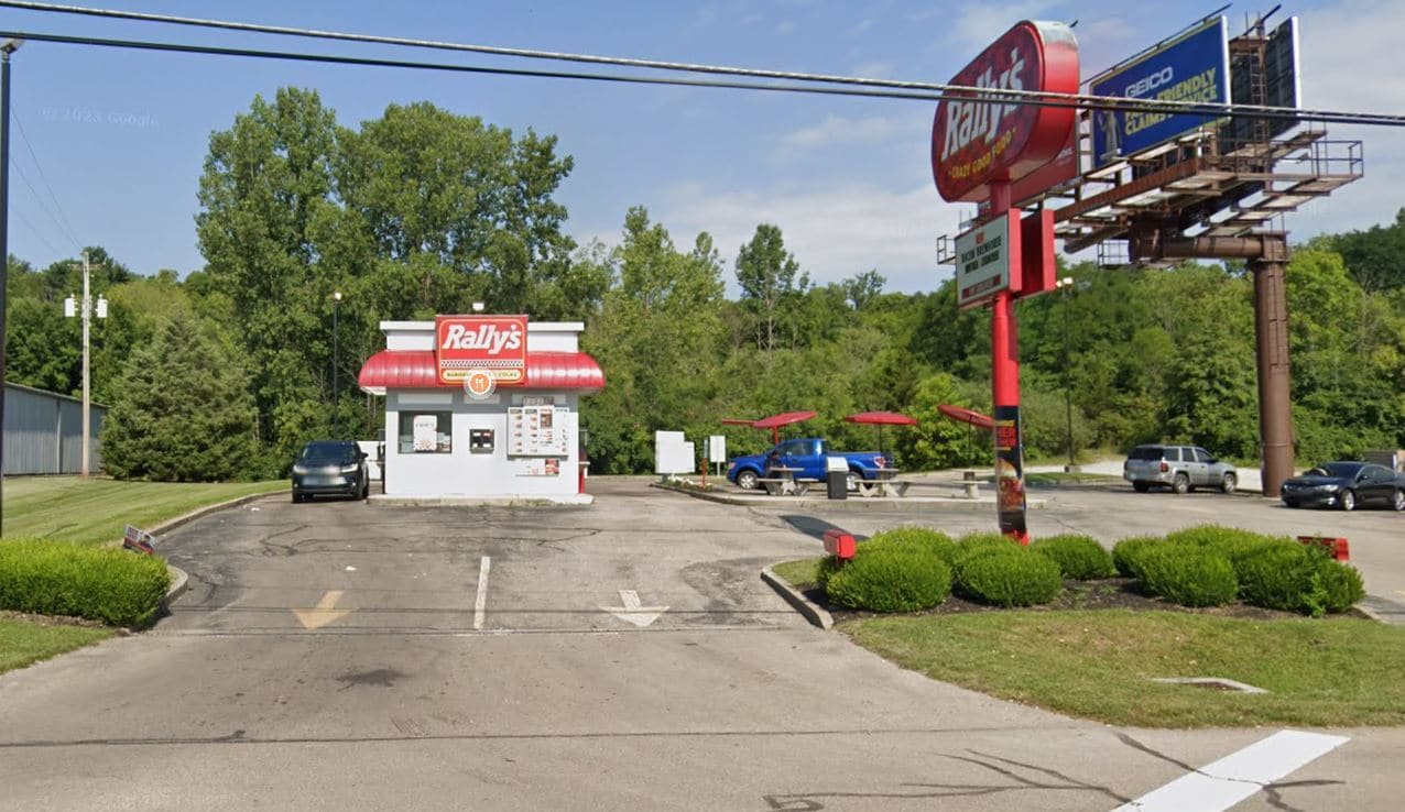 1099 Upper Valley Pike, Springfield, OH for lease Interior Photo- Image 1 of 3