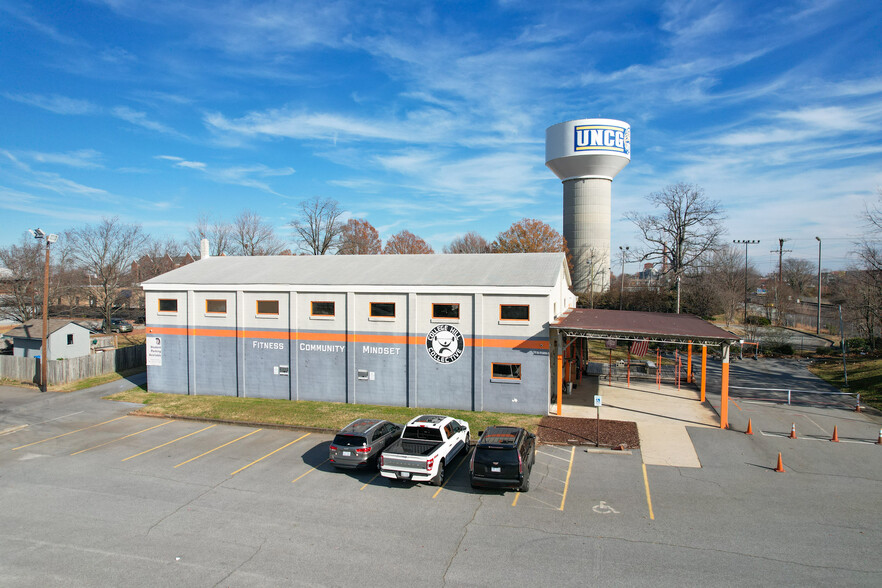 1208 Oakland Ave, Greensboro, NC for sale - Building Photo - Image 1 of 1