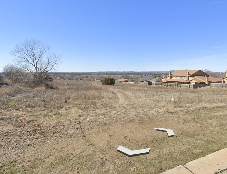 506 NE Flower Mound Rd, Lawton, OK for sale - Building Photo - Image 3 of 3