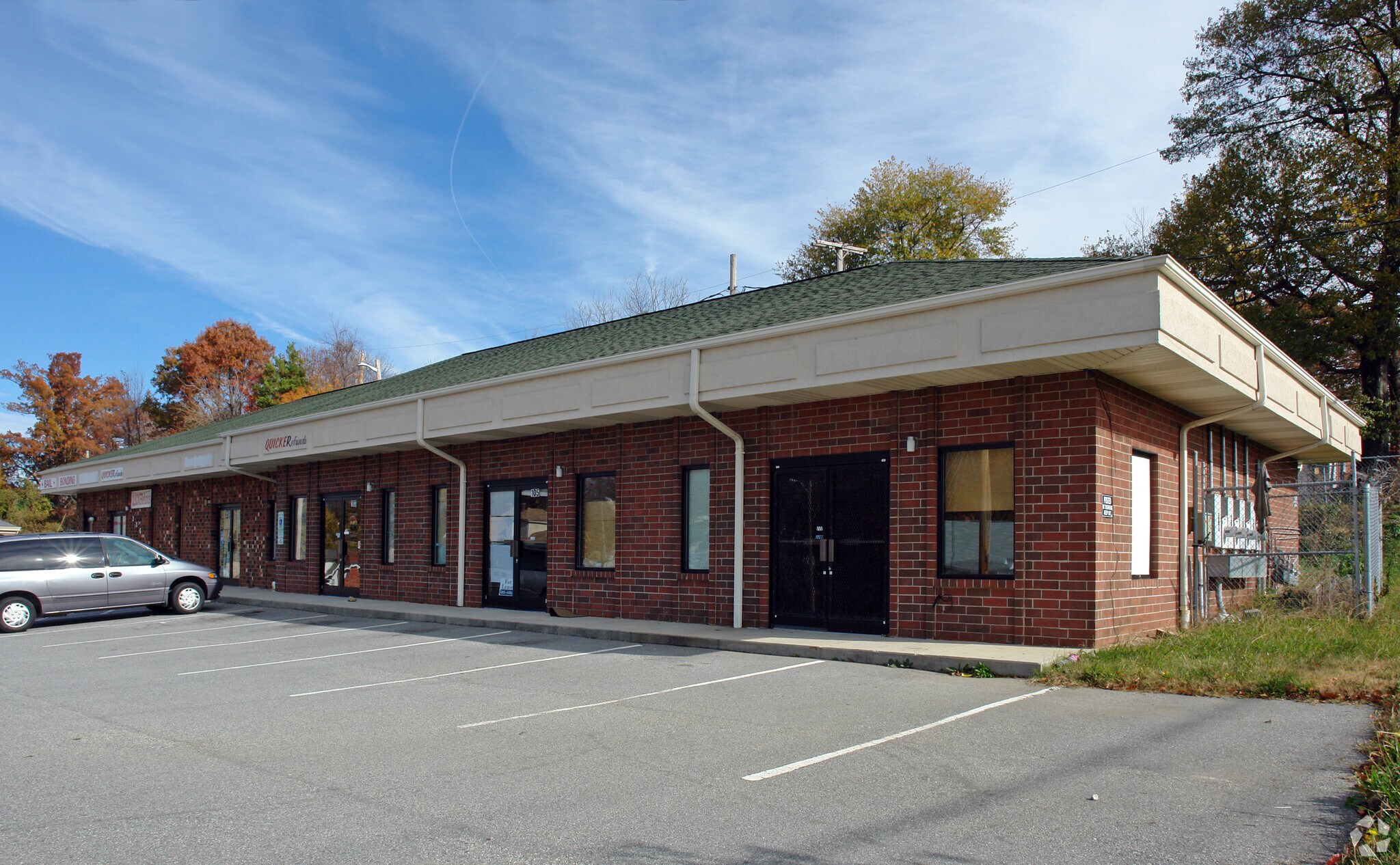 306 N Centennial St, High Point, NC for sale Primary Photo- Image 1 of 1