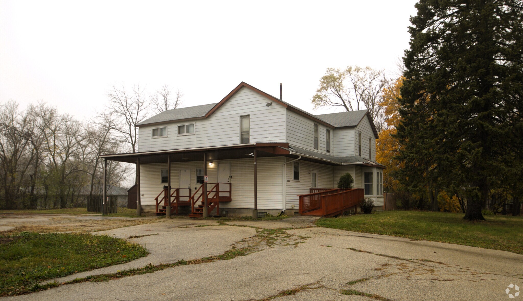 2030 Green Bay Rd, North Chicago, IL for sale Primary Photo- Image 1 of 2