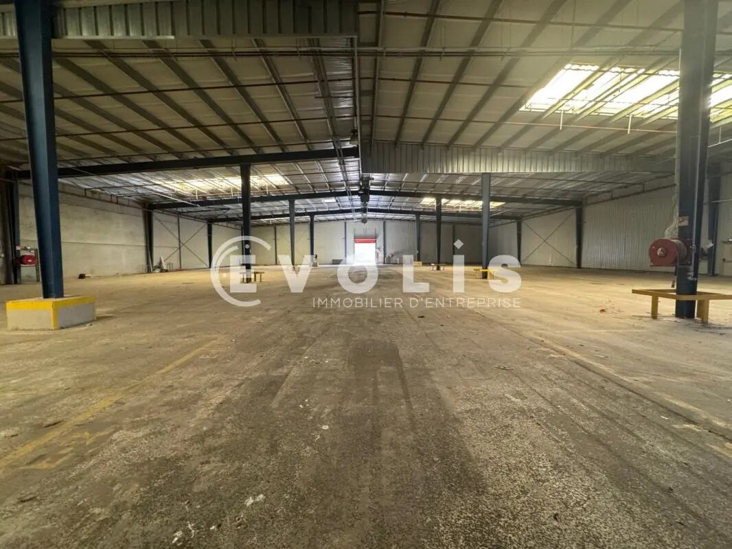 Flex in Amiens for lease Interior Photo- Image 1 of 2