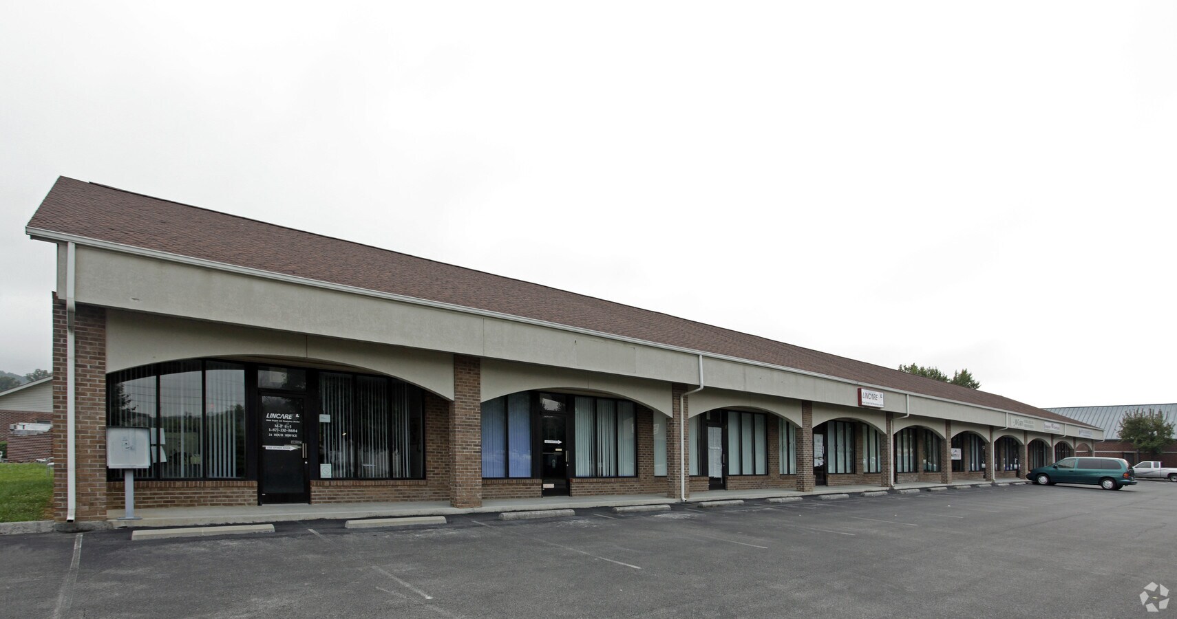 601 Dolly Parton Pky, Sevierville, TN 37862