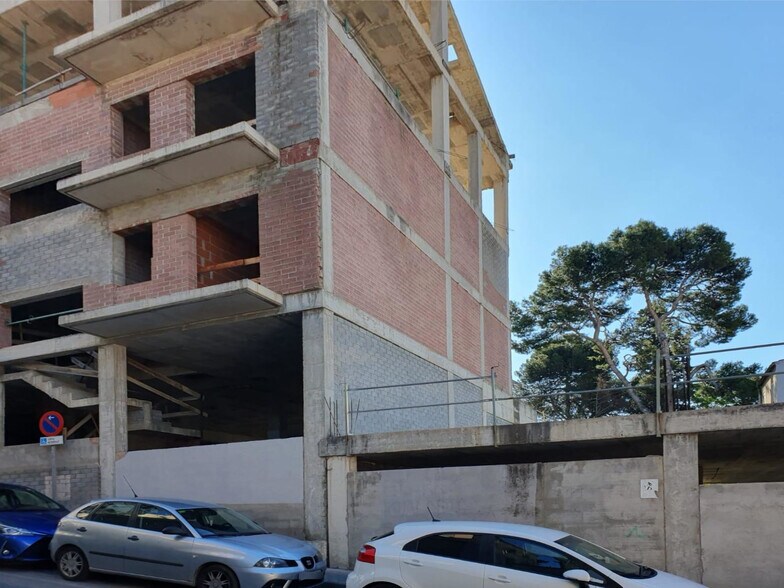 Multifamily in Igualada, Barcelona for sale - Building Photo - Image 2 of 2