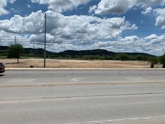 More details for 1607 Sidney Baker St, Kerrville, TX - Land for Sale