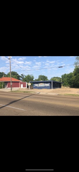 902 University Blvd, Jackson, MS for sale - Building Photo - Image 1 of 4