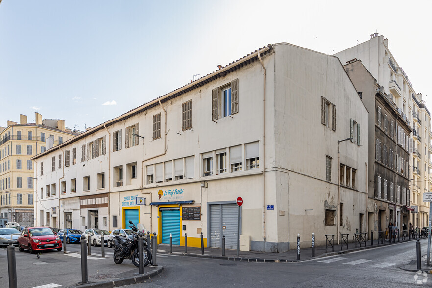 Retail in Marseille for lease - Building Photo - Image 2 of 2