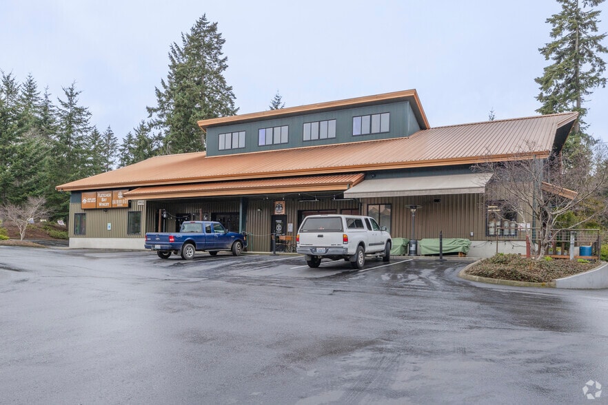 9415 Coppertop Loop NE, Bainbridge Island, WA for sale - Primary Photo - Image 1 of 8