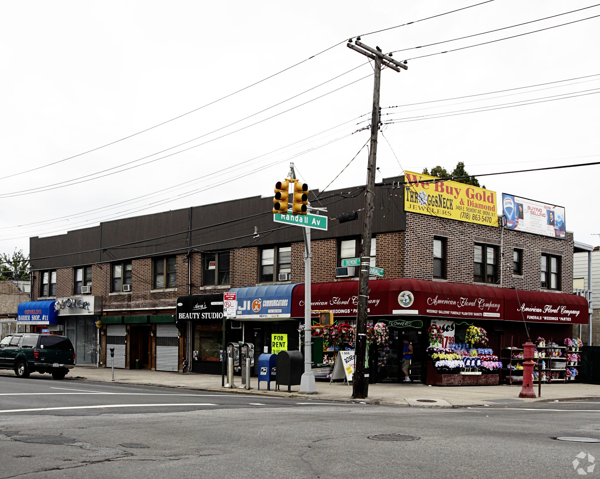 3750-3756 E Tremont Ave, Bronx, NY for sale Primary Photo- Image 1 of 1