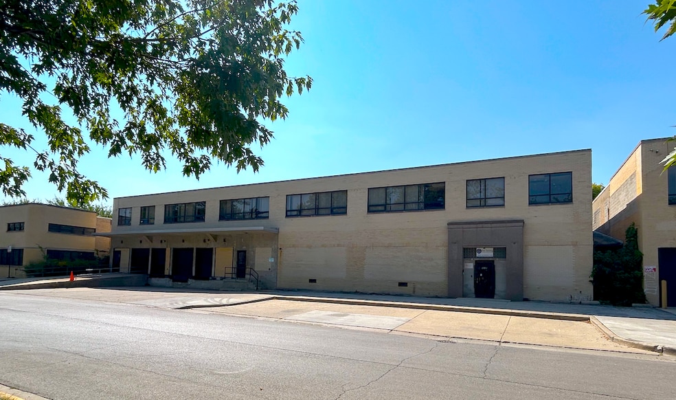 3500 N Kostner Ave, Chicago, IL for sale - Building Photo - Image 2 of 6
