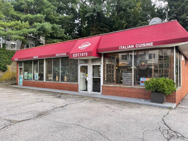 206-208 UNDERHILL Ave, West Harrison, NY for sale - Primary Photo - Image 1 of 1