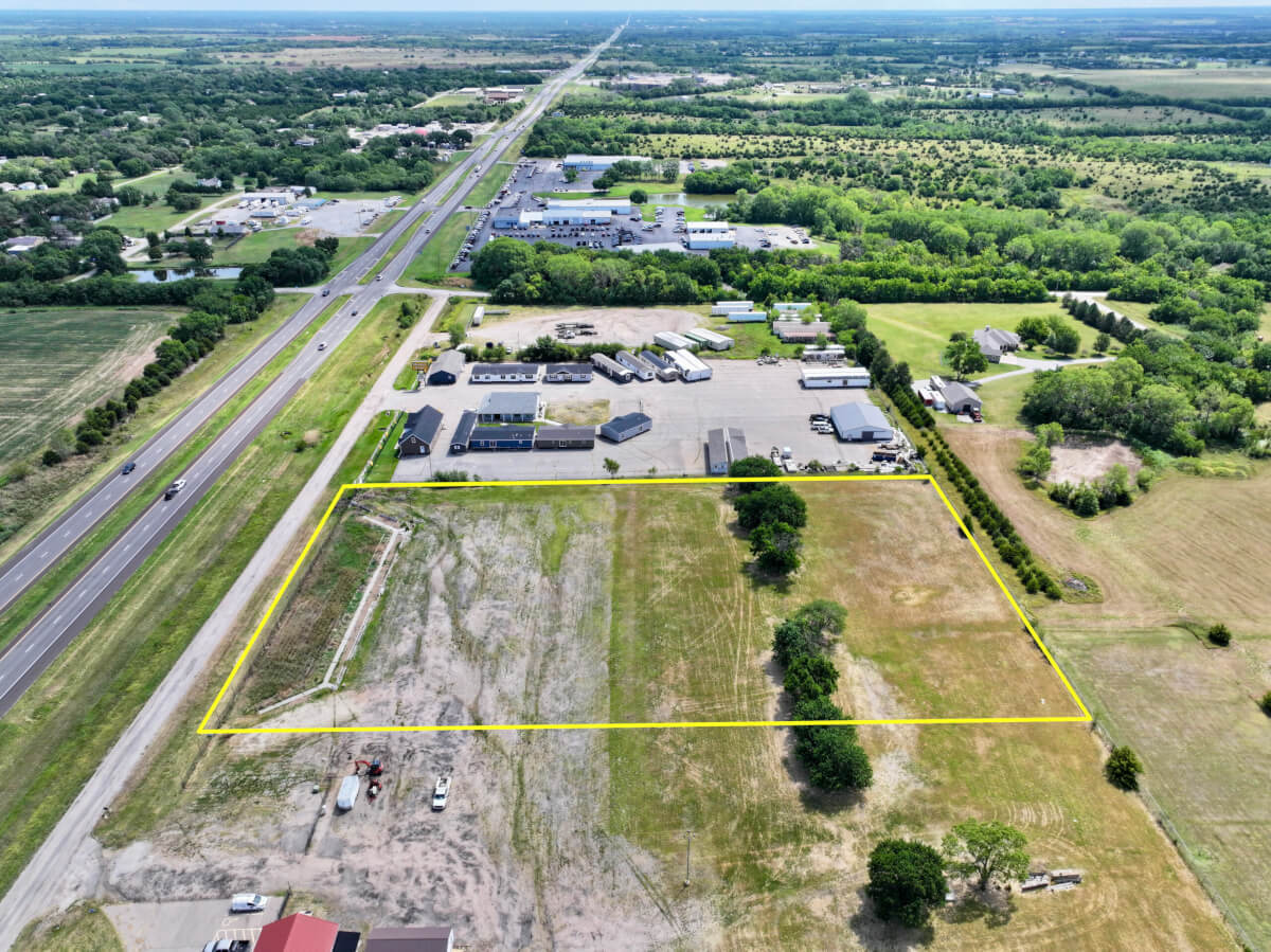 12061 SW US Highway 54, Augusta, KS for sale Primary Photo- Image 1 of 16