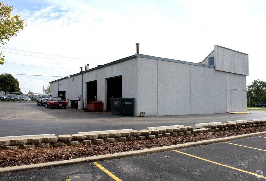 1200 W Higgins Rd, Hoffman Estates, IL for sale - Building Photo - Image 3 of 4