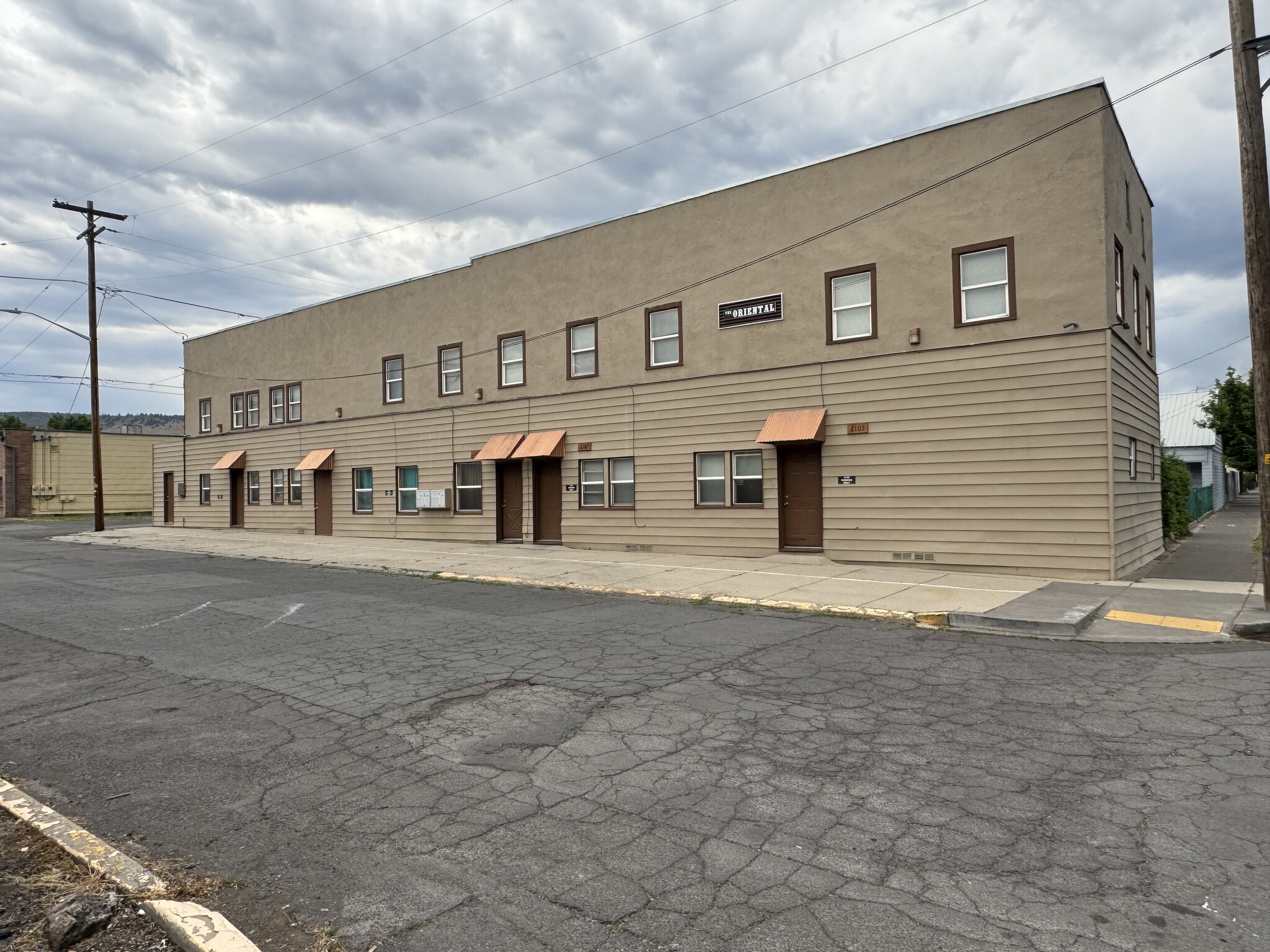 2105-2113 Holly Ave, Klamath Falls, OR for sale Building Photo- Image 1 of 22