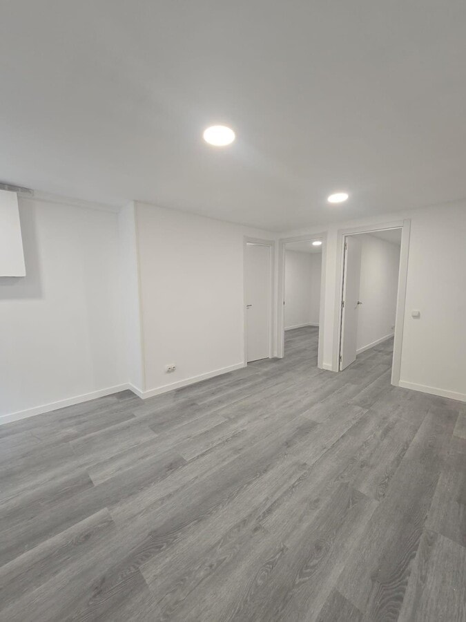 Santa Coloma de Gramenet, BAR 08923 - Unit - -  - Interior Photo - Image 1 of 16