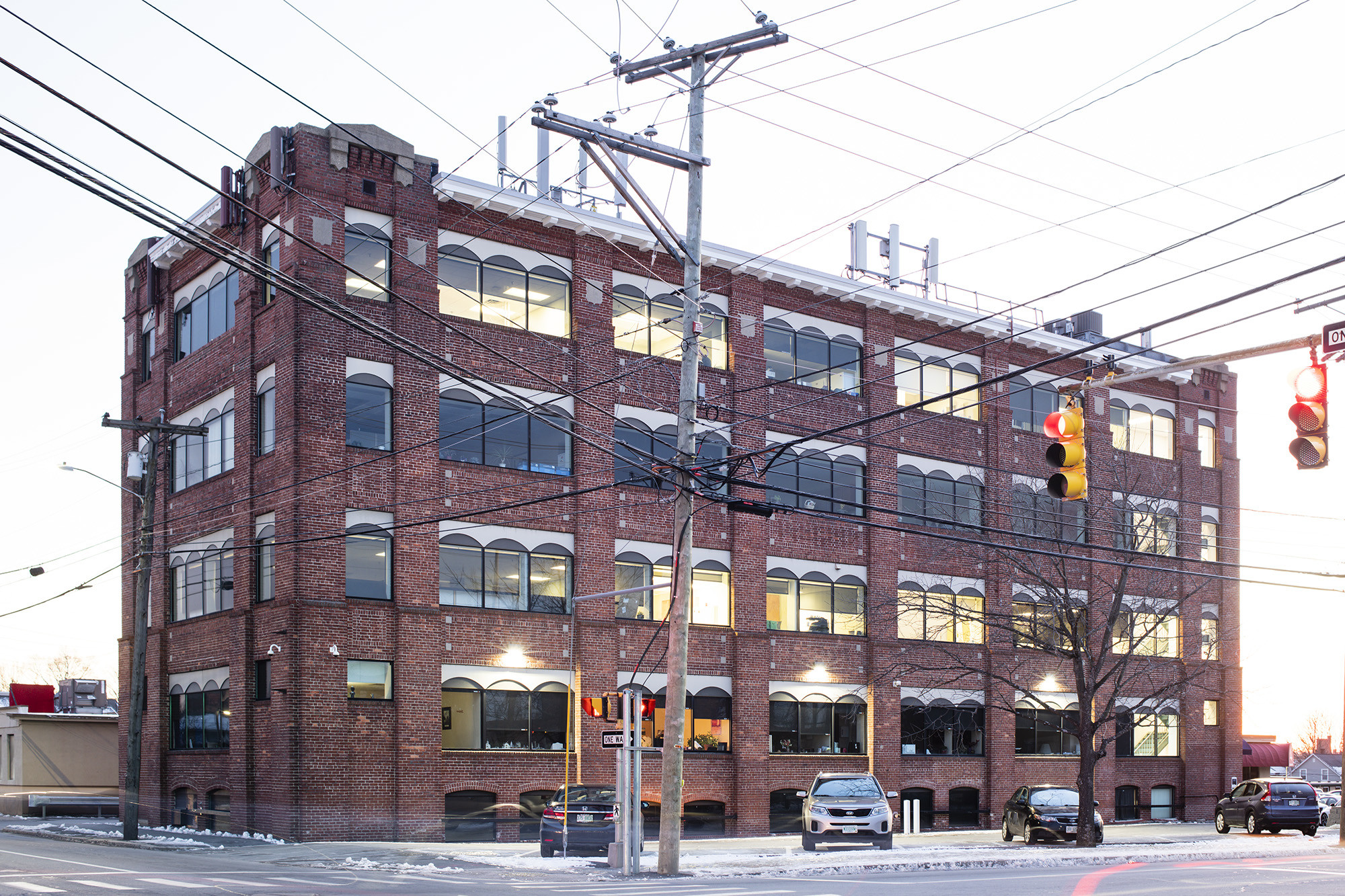 228 Maple St, Manchester, NH for lease Building Photo- Image 1 of 14