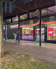 Retail in Madrid, Madrid for lease Interior Photo- Image 1 of 14