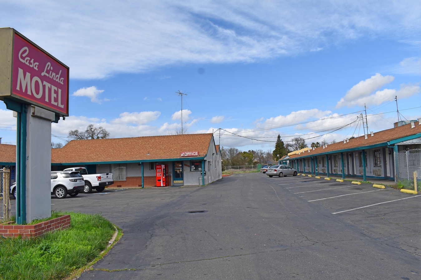 9509 Folsom Blvd, Sacramento, CA, 95827 - Motel Property For Sale ...