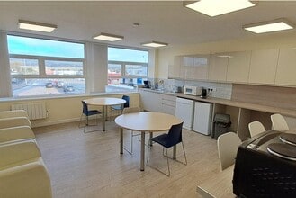 Railway Approach, Newhaven for lease Building Photo- Image 2 of 2
