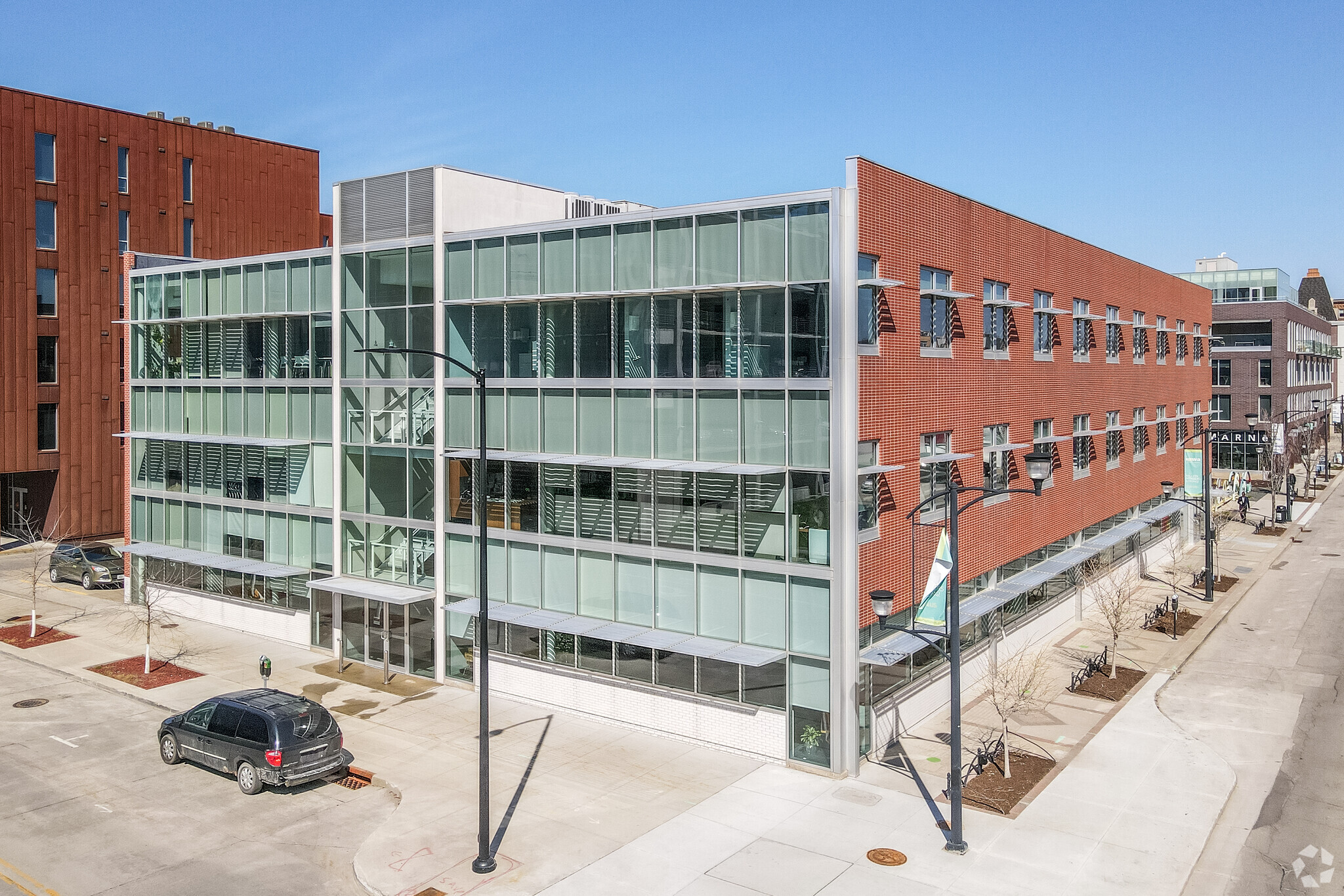 300 E Locust St, Des Moines, IA 50309 - Office for Lease | LoopNet