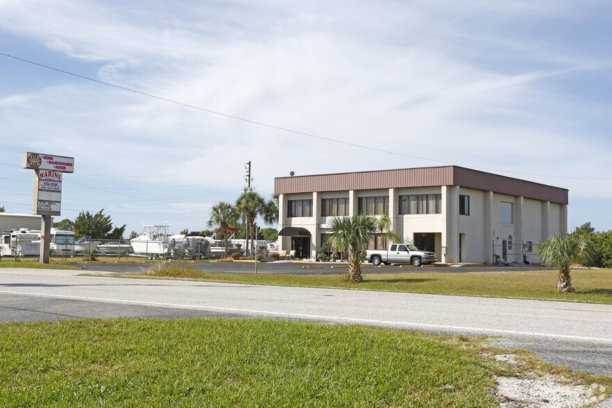 4001 Shoal Line Blvd, Hernando Beach, FL for sale - Primary Photo - Image 1 of 1