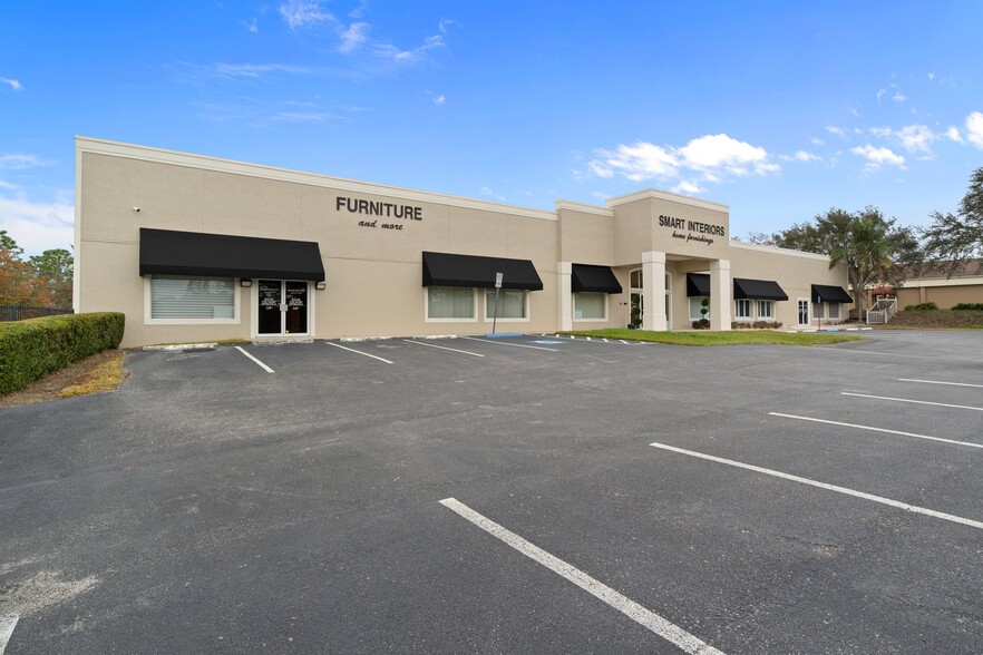 5143 Mariner Blvd, Spring Hill, FL for lease - Primary Photo - Image 1 of 19