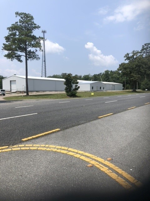 25008 Blue Star Hwy, Quincy, FL for lease Building Photo- Image 1 of 10